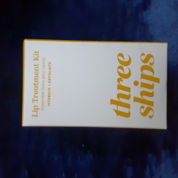 Lip Treatment Kit - Vanilla Exfoliator & Buttercream Hydrating Lip Mask - Picture 2 of 5